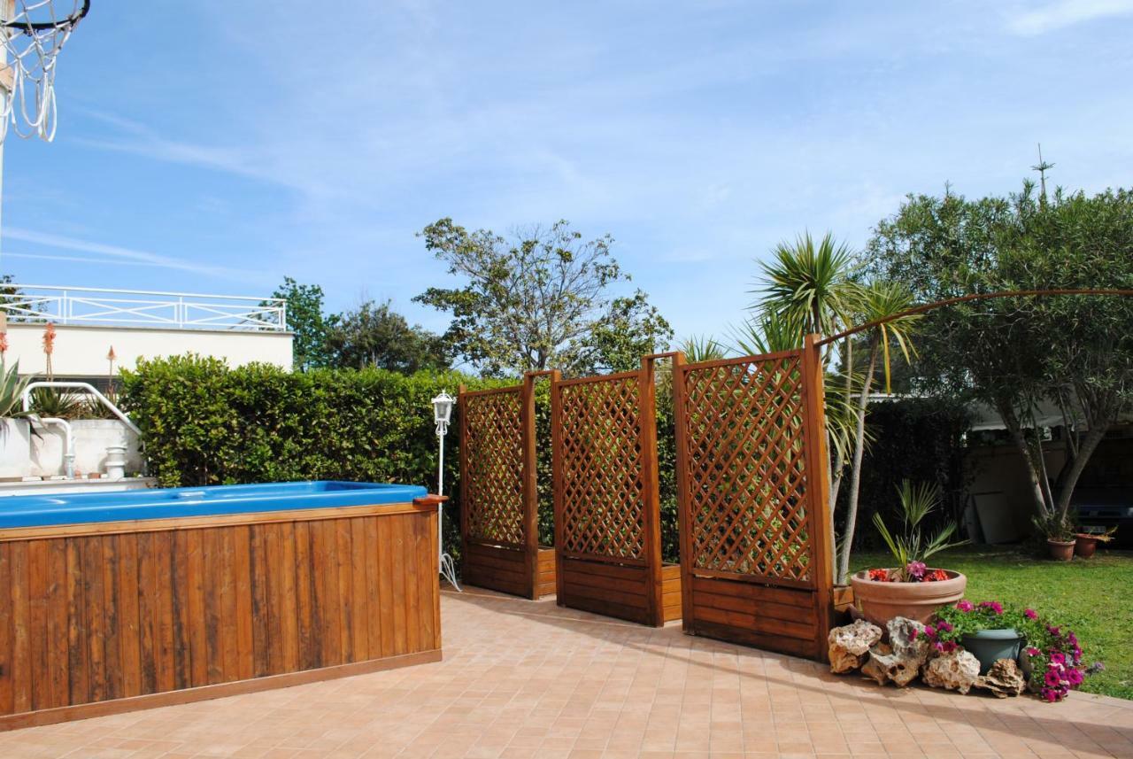 Villa Regina B&B Nettuno Exterior photo
