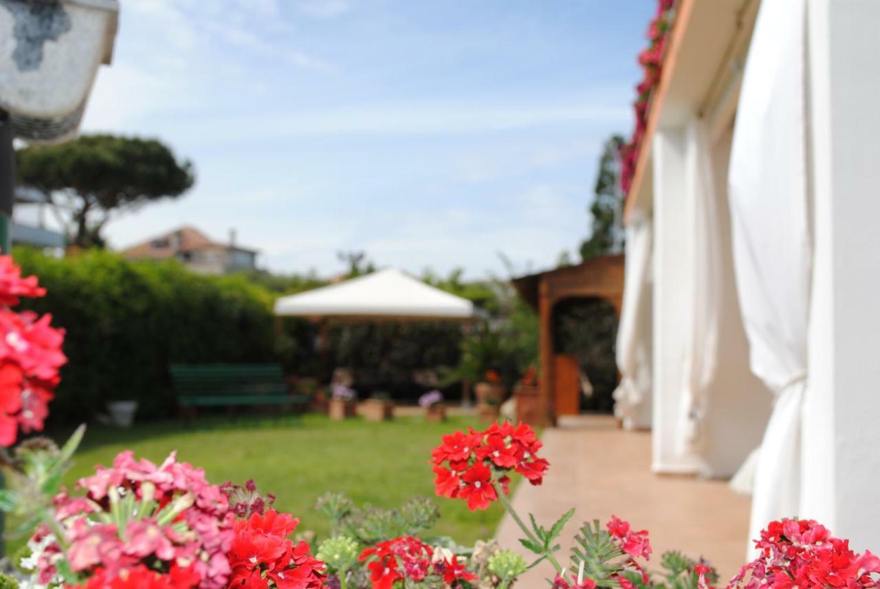 Villa Regina B&B Nettuno Exterior photo