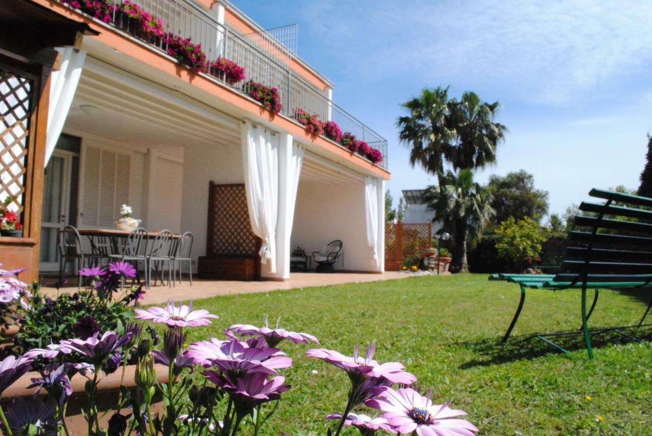 Villa Regina B&B Nettuno Exterior photo
